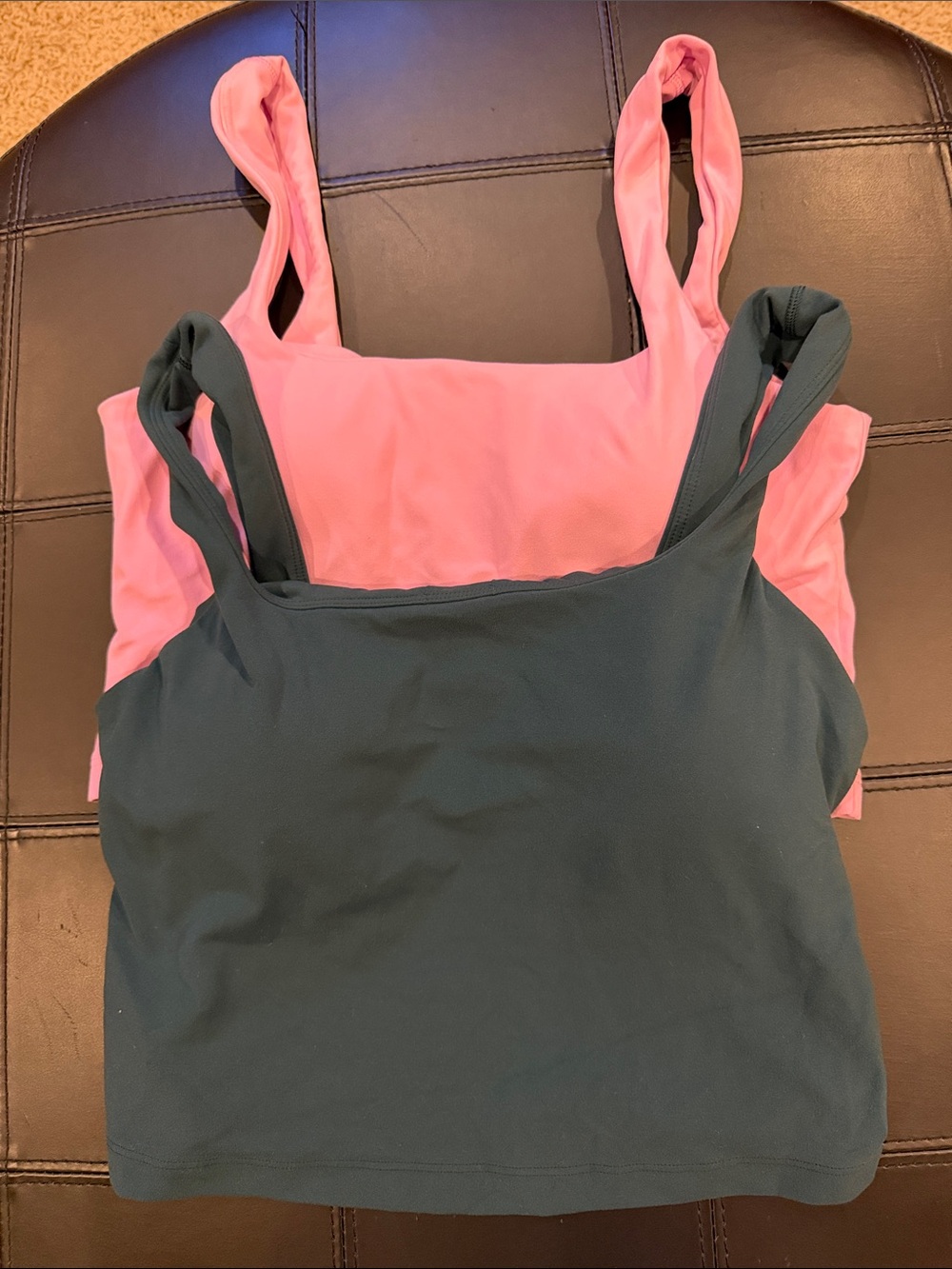 Athleta Light Pink & Dark Green Seamless Active Sports Bras